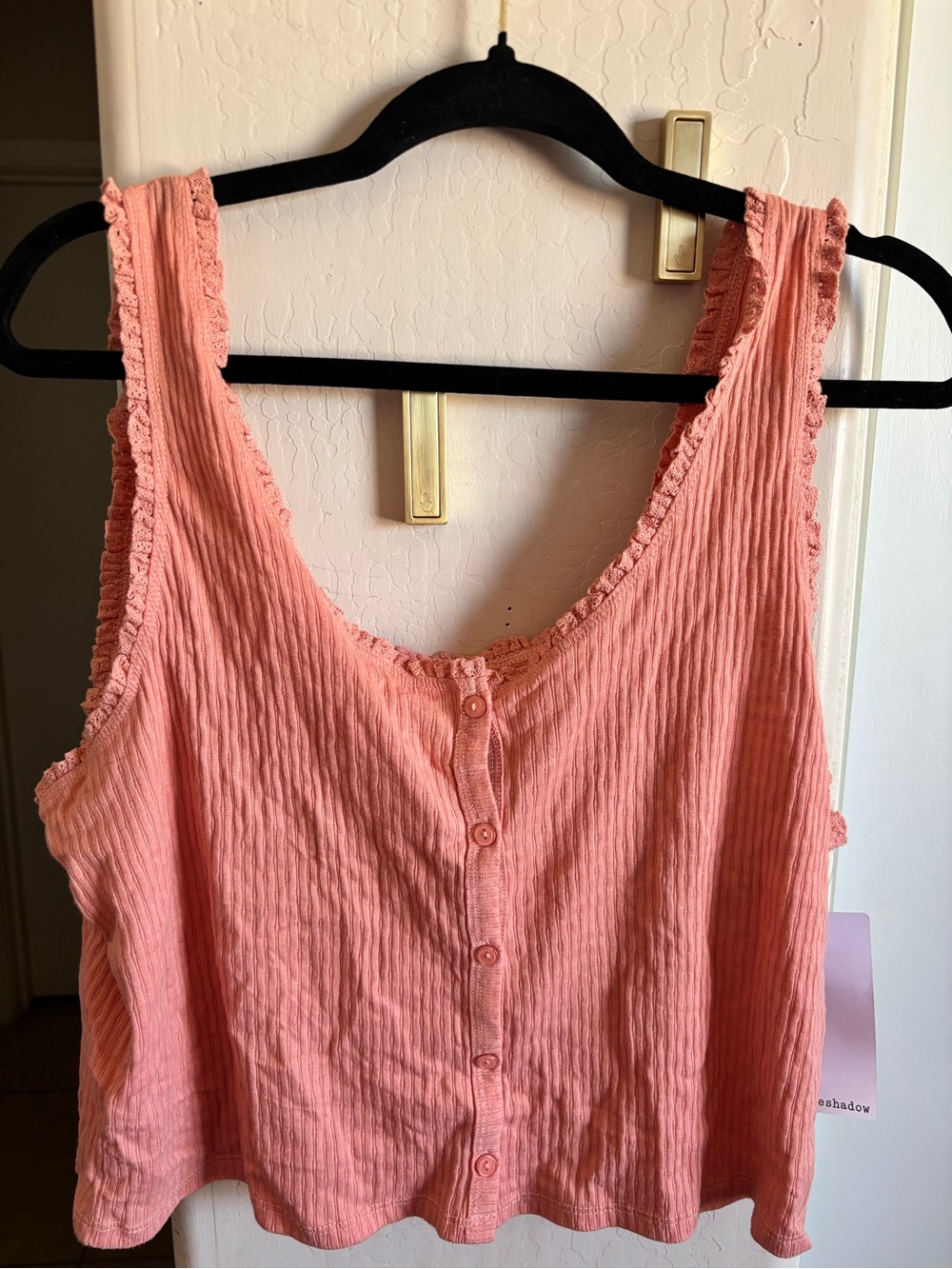 NWT Eyeshadow Women’s Coral Pink Button-Front Cropped Tank Top, Size XXL